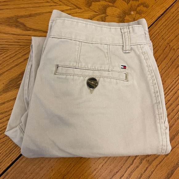 Tommy Hilfiger Khaki Pants Youth Sz 18 Gently used - Picture 13 of 13